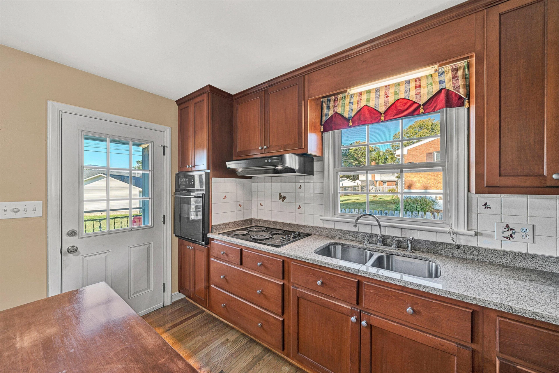 347 Howard DR - Photo 9