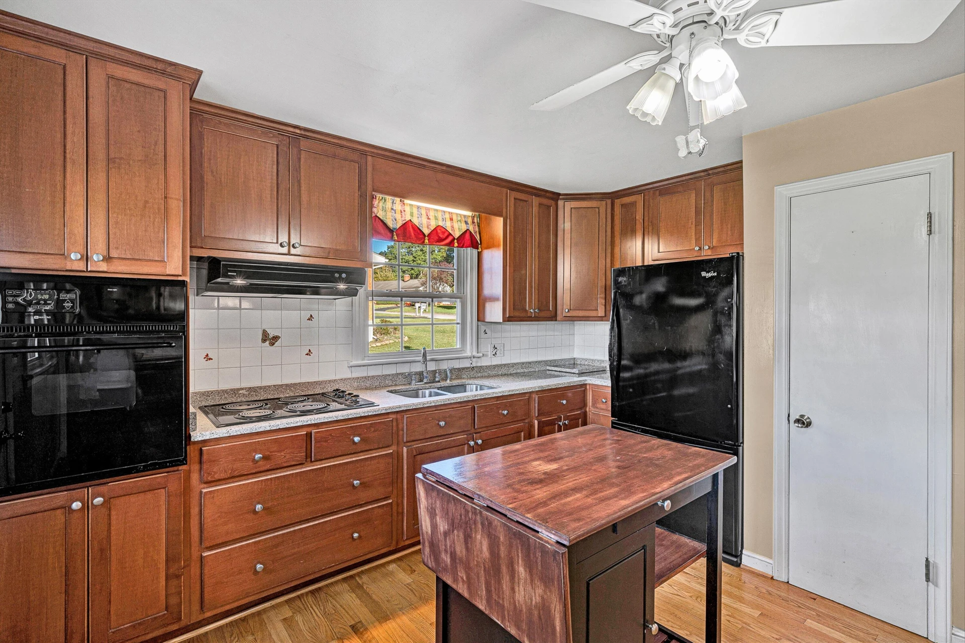 347 Howard DR - Photo 10