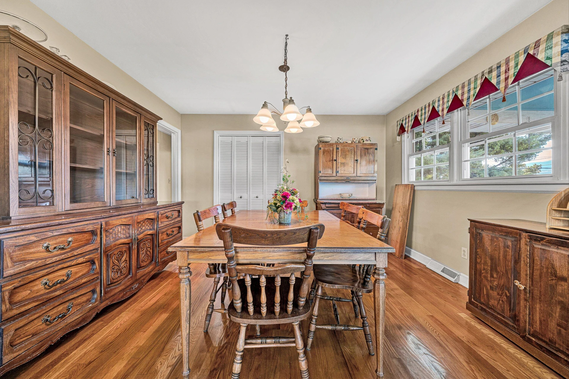 347 Howard DR - Photo 13