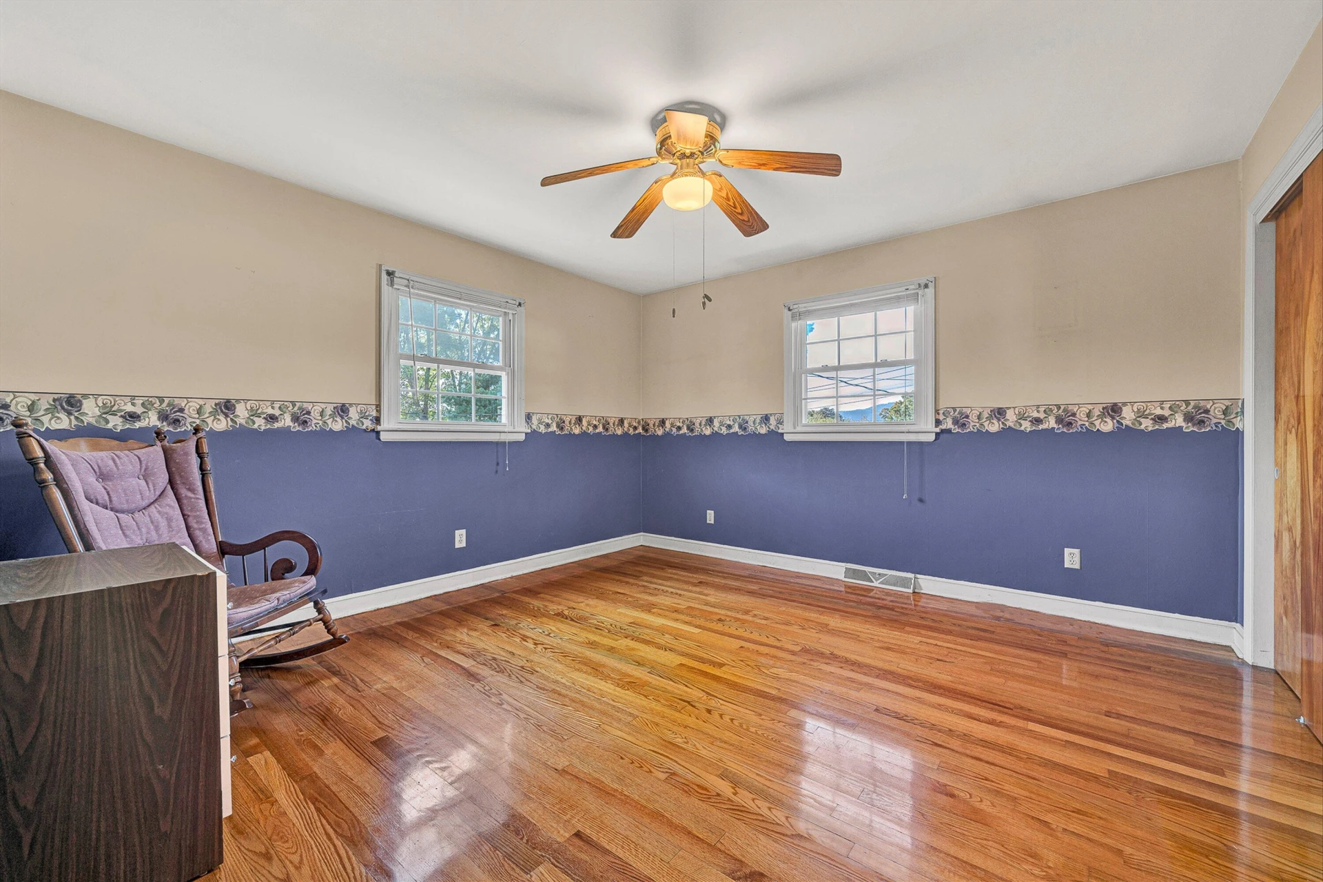 347 Howard DR - Photo 14