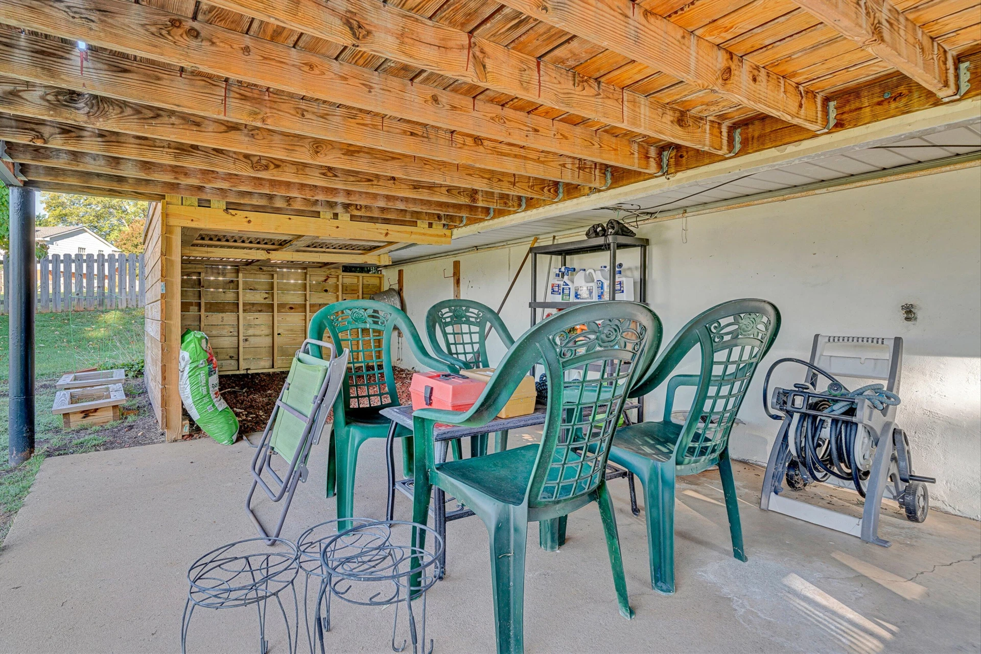 347 Howard DR - Photo 29