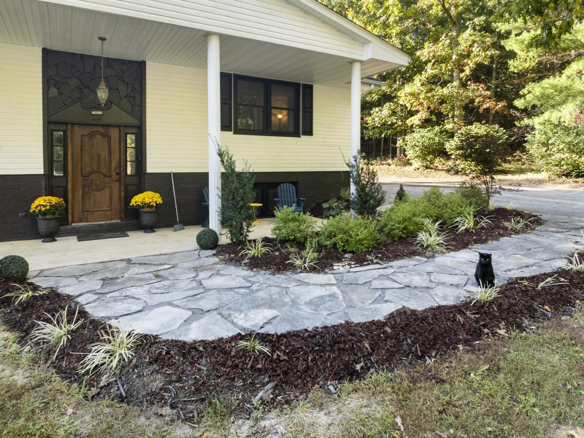 3863 Fox Hollow RD - Photo 6