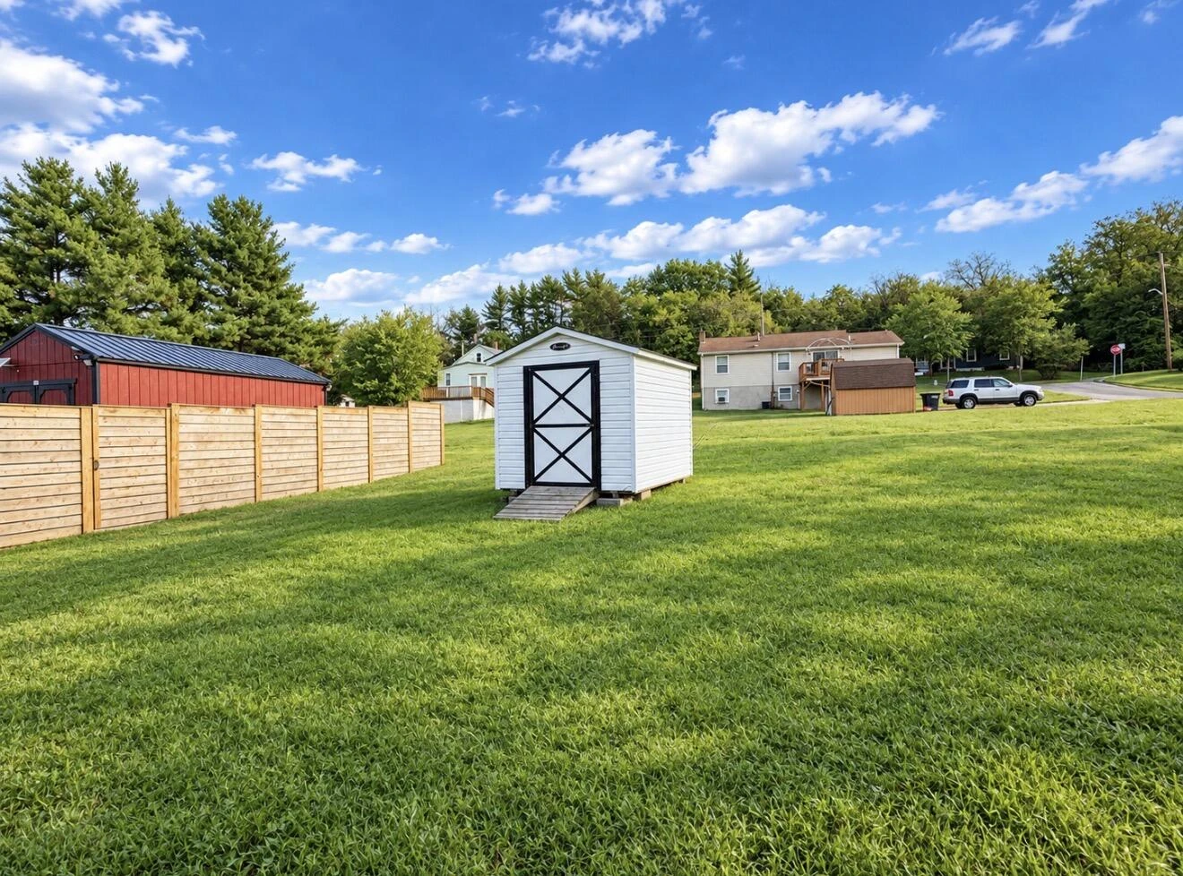 218 Franklin AVE - Photo 3