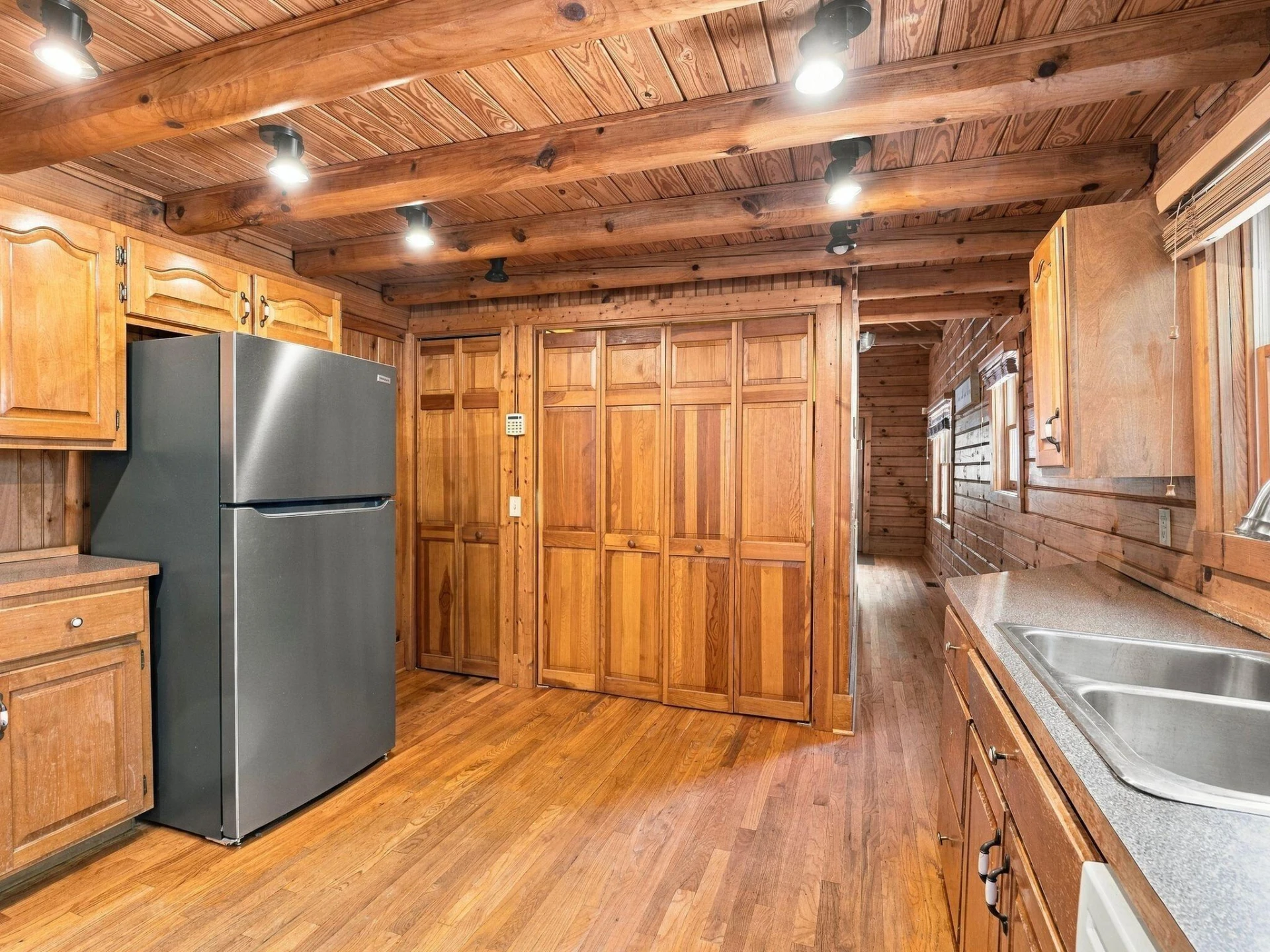 2750 Waidsboro RD - Photo 14