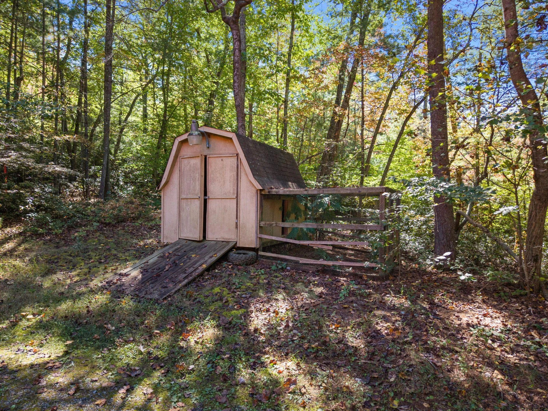 2750 Waidsboro RD - Photo 32