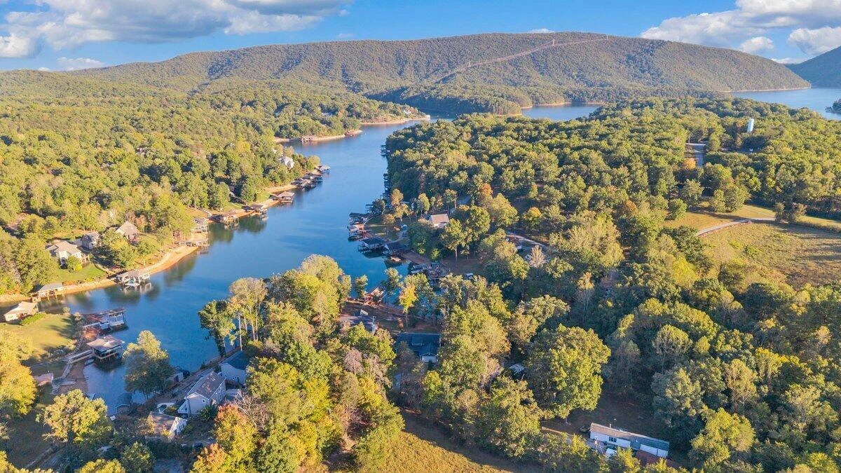 1280 Wildflower LN - Photo 15