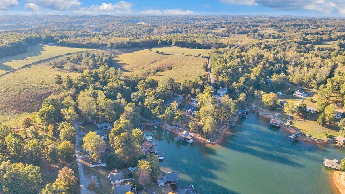 1280 Wildflower LN - Photo 17