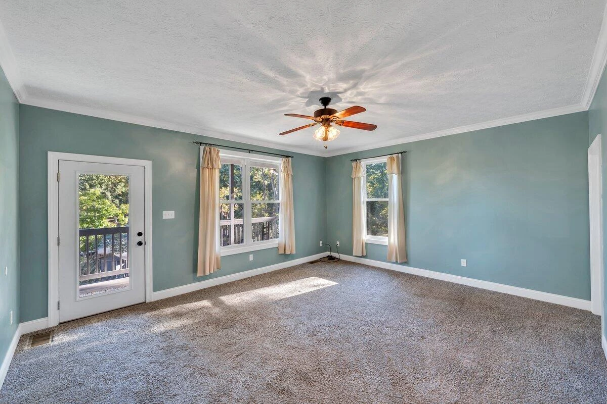 1280 Wildflower LN - Photo 33