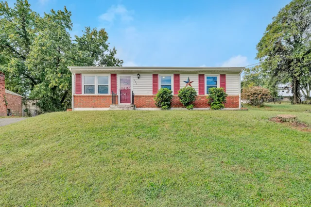 592 Stacie DR