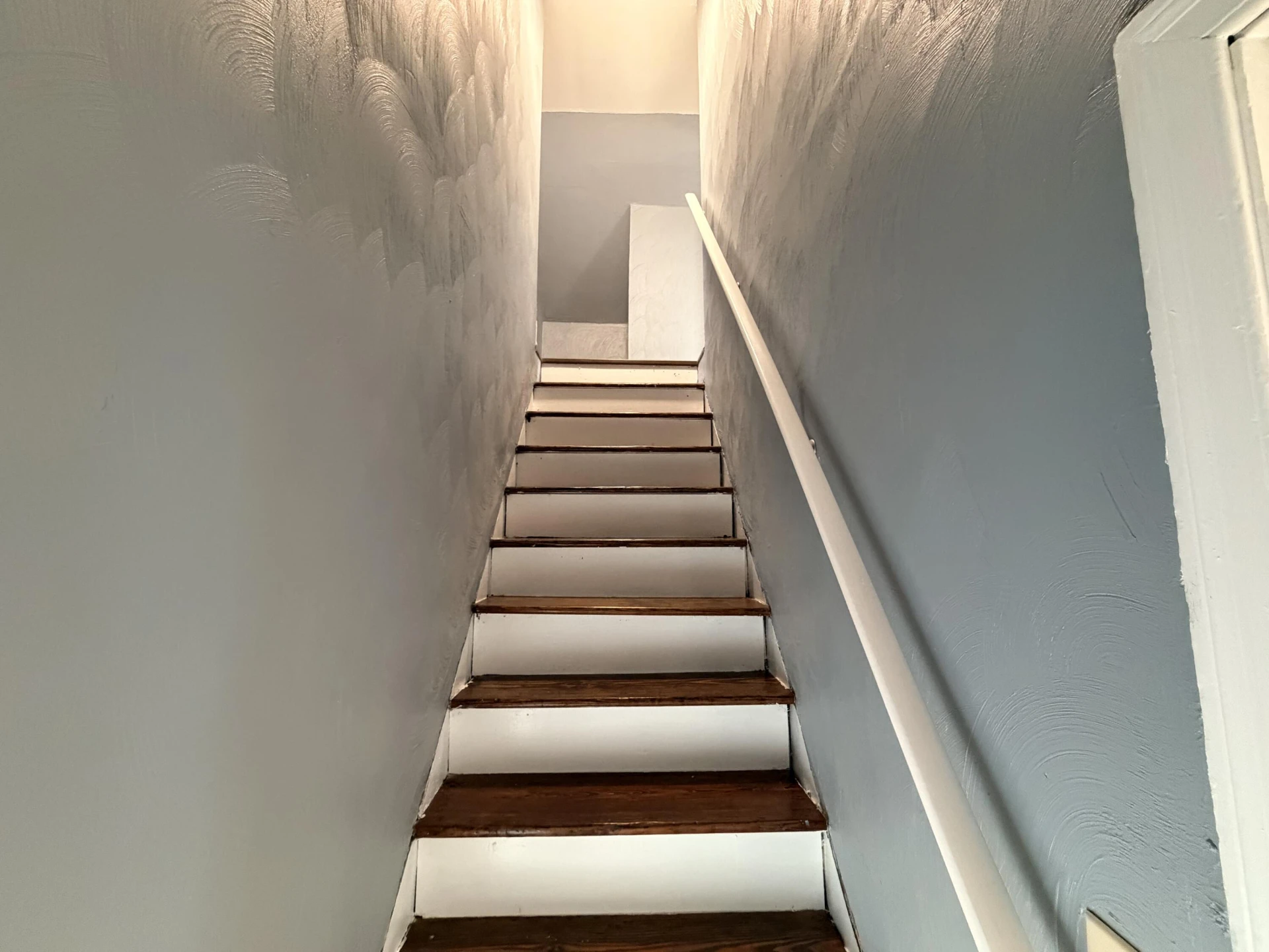 2001 Hanover AVE NW - Photo 5