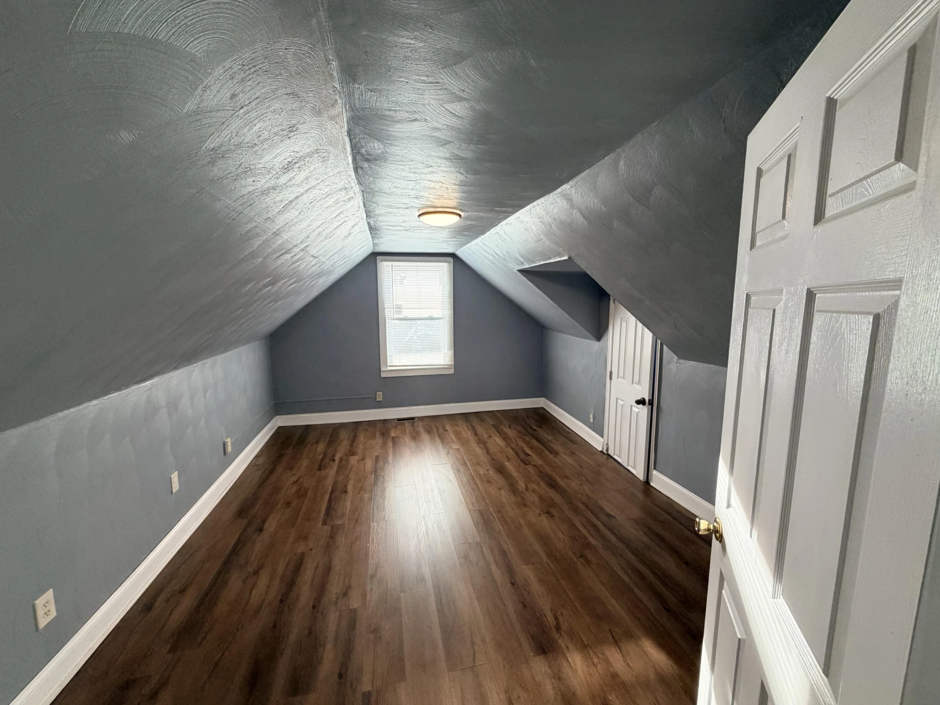2001 Hanover AVE NW - Photo 6