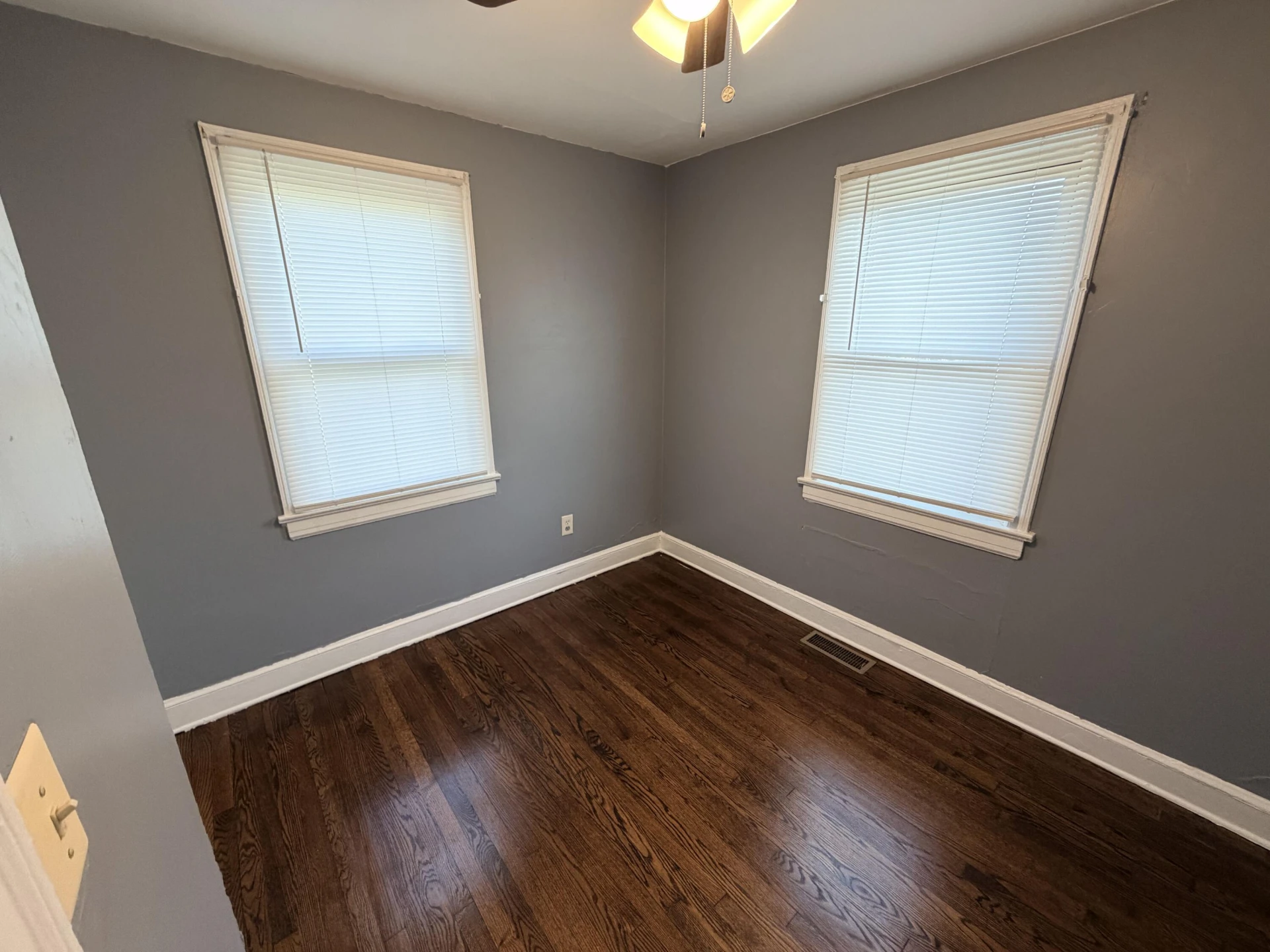 2001 Hanover AVE NW - Photo 20