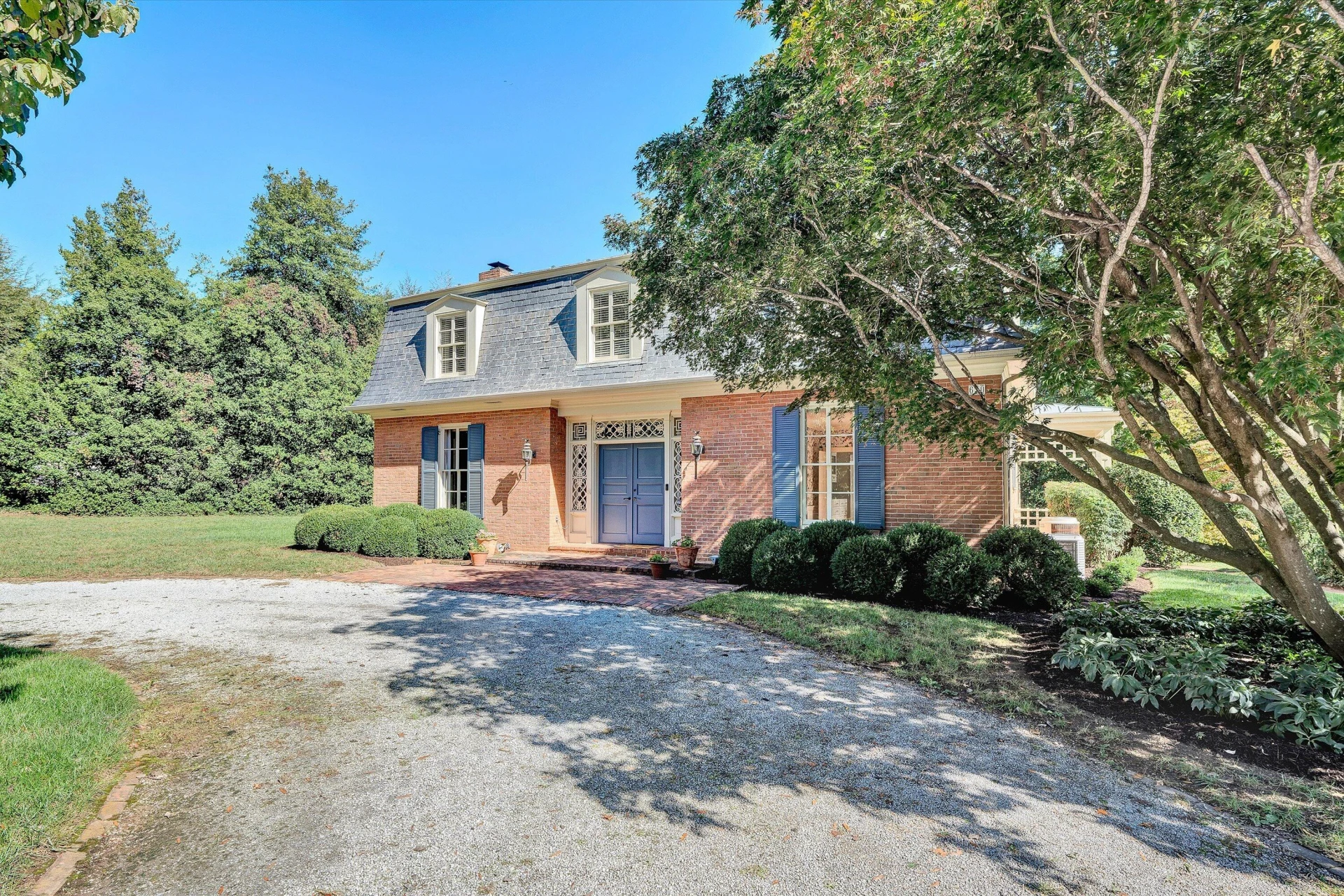 630 Dogwood DR - Photo 5