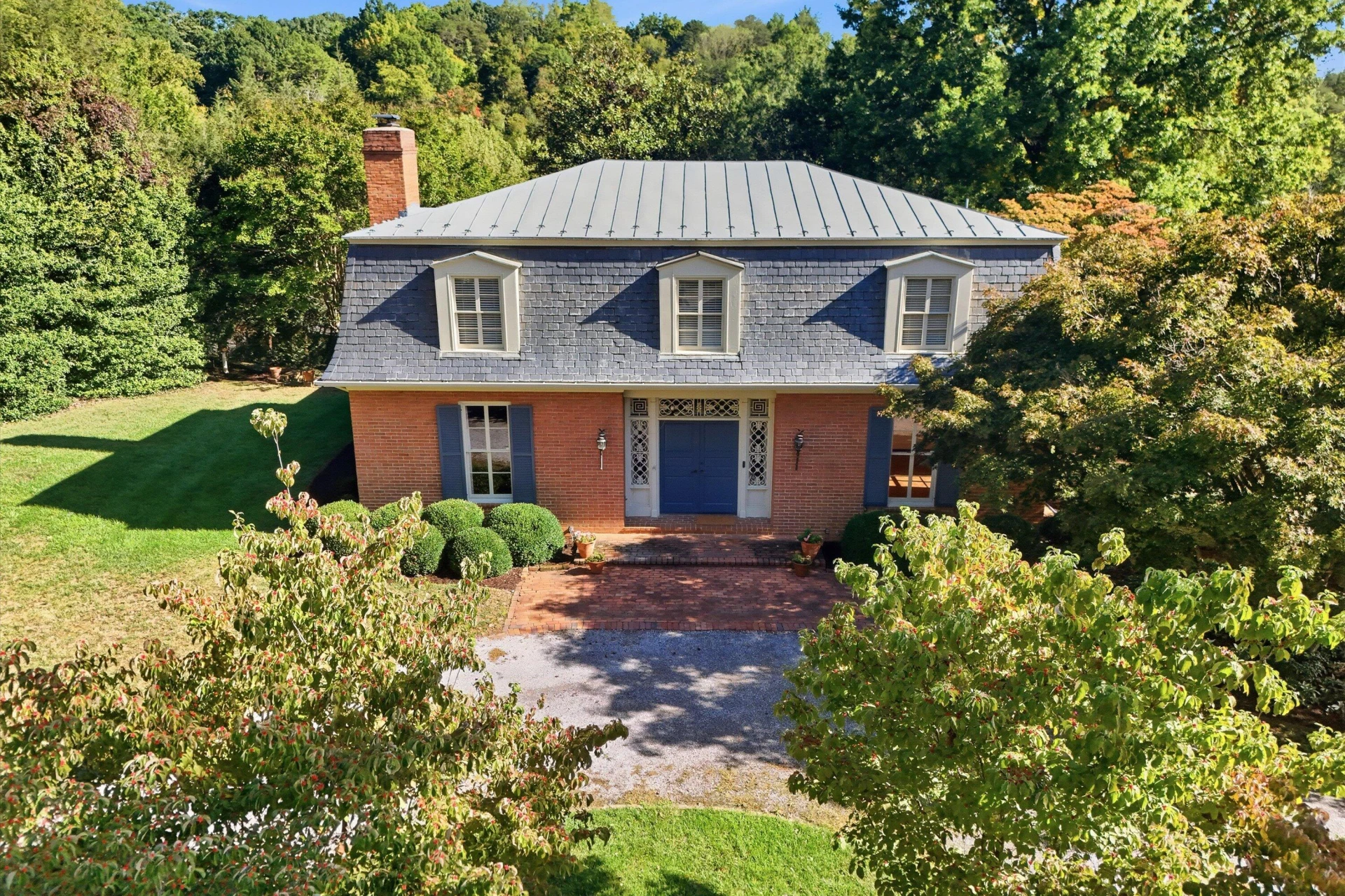 630 Dogwood DR