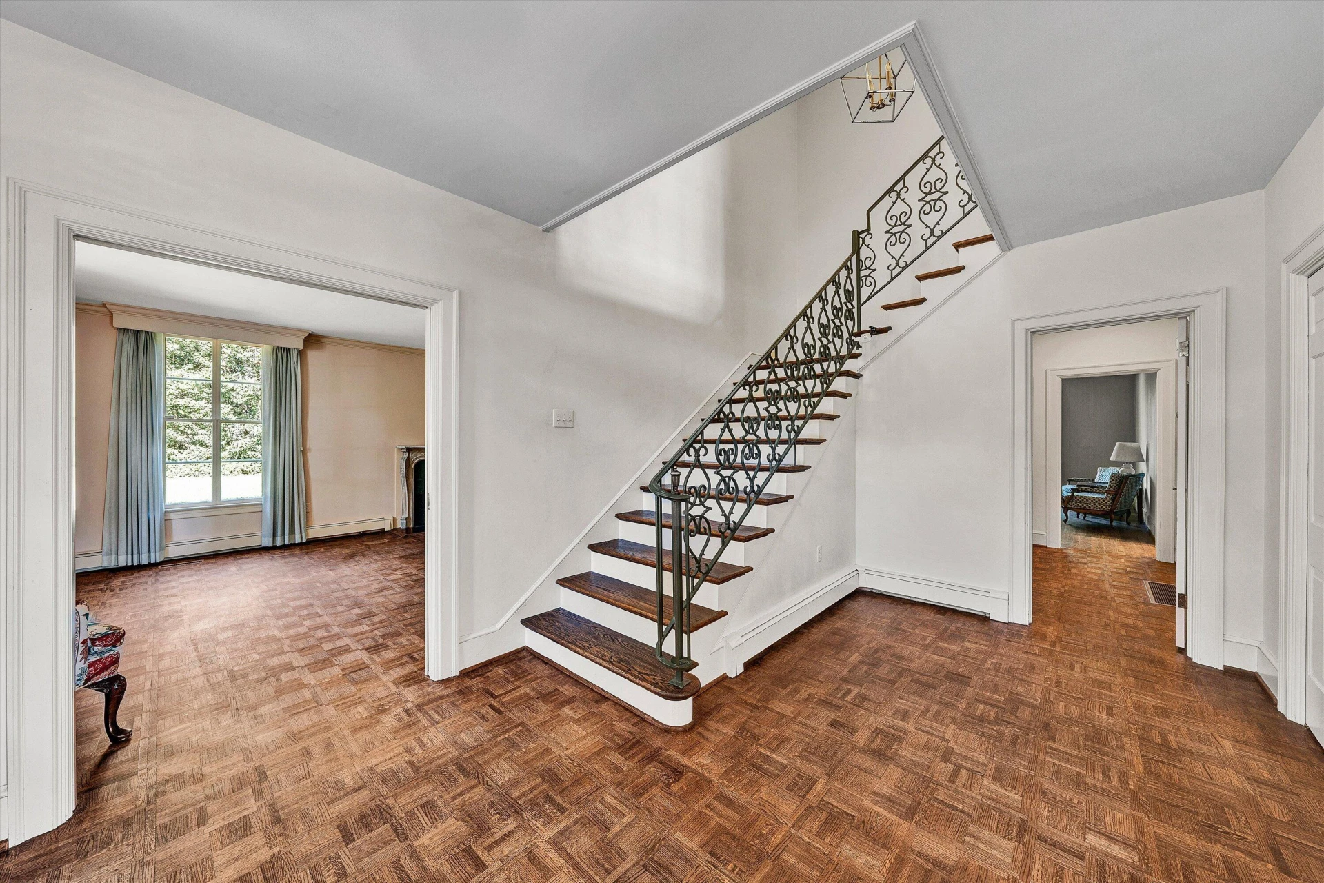 630 Dogwood DR - Photo 9