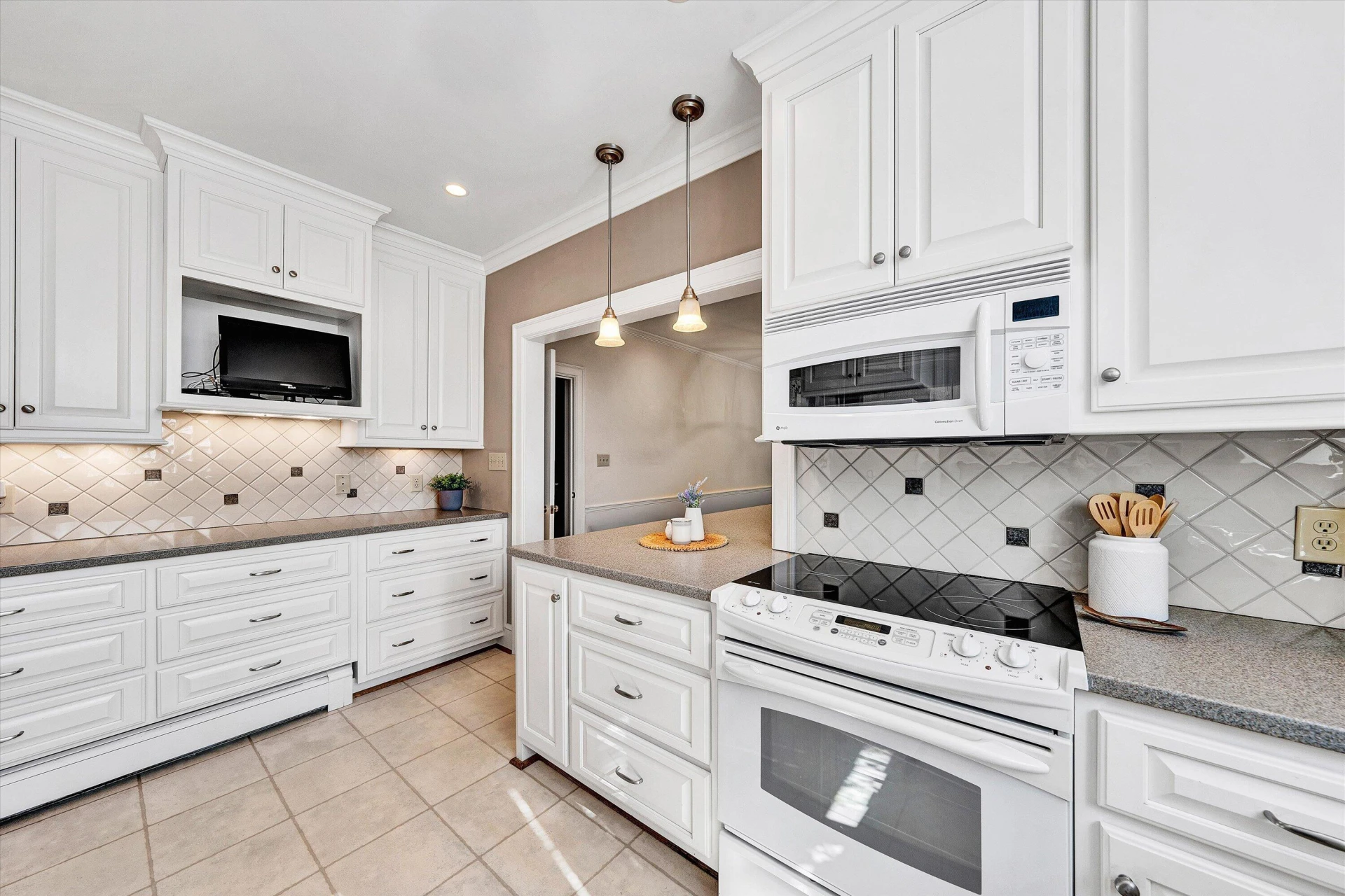 630 Dogwood DR - Photo 14