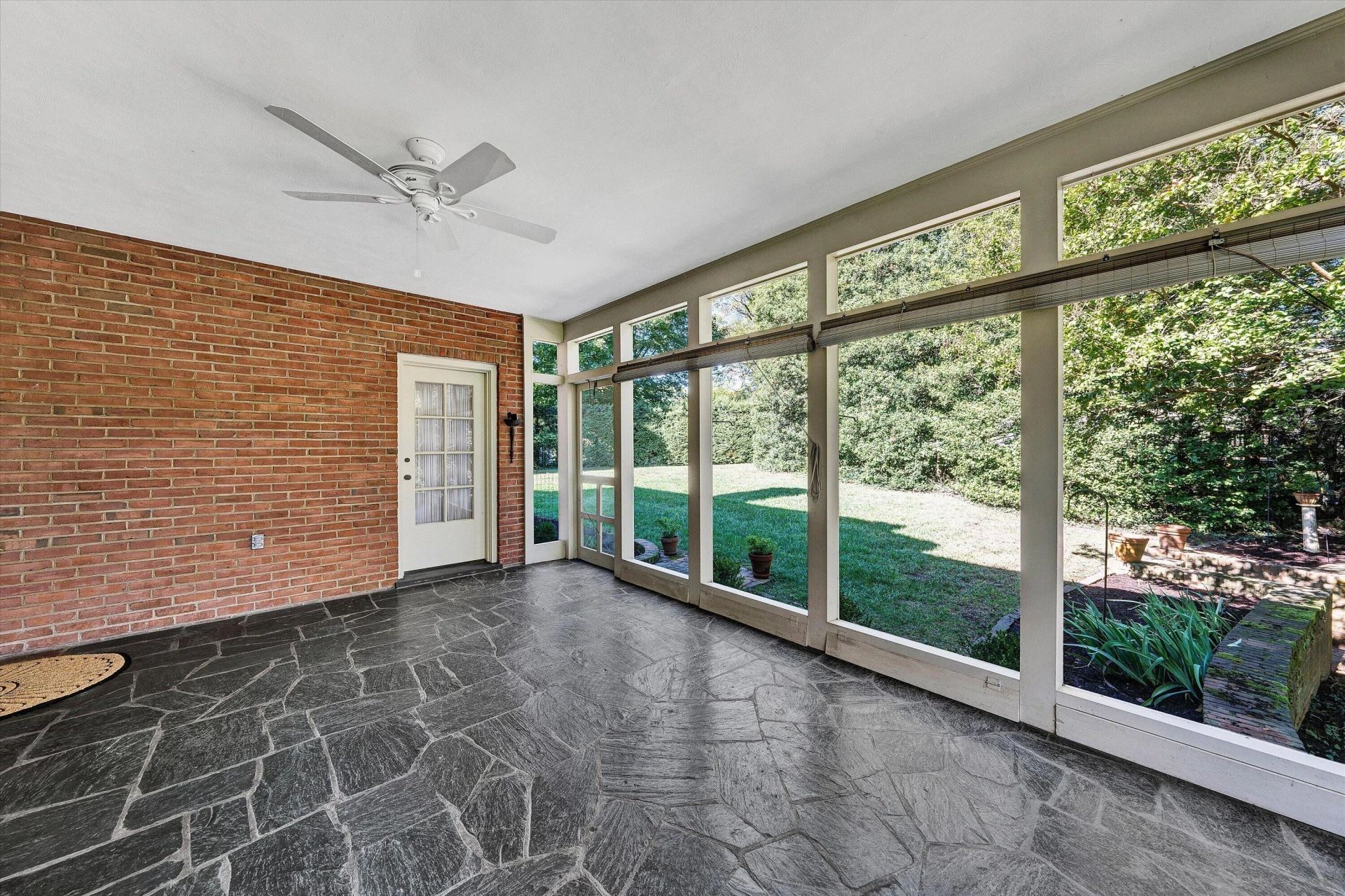 630 Dogwood DR - Photo 27