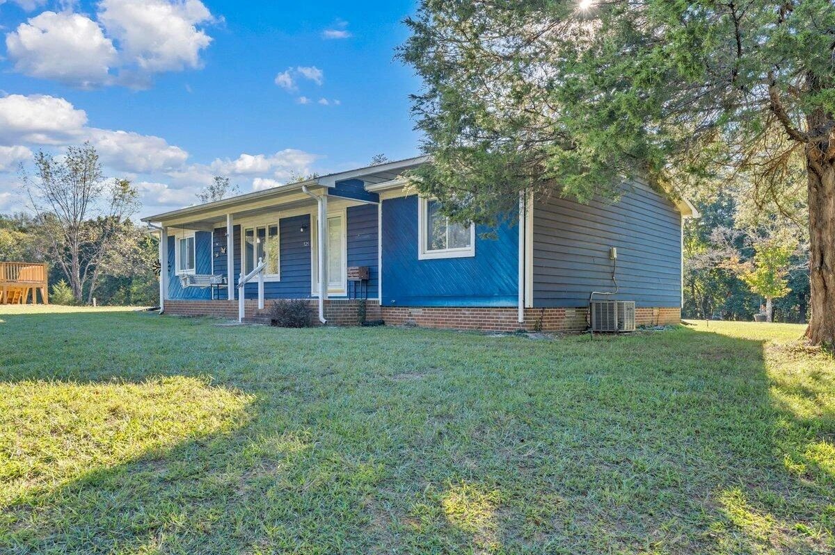 525 Lake Park DR - Photo 5