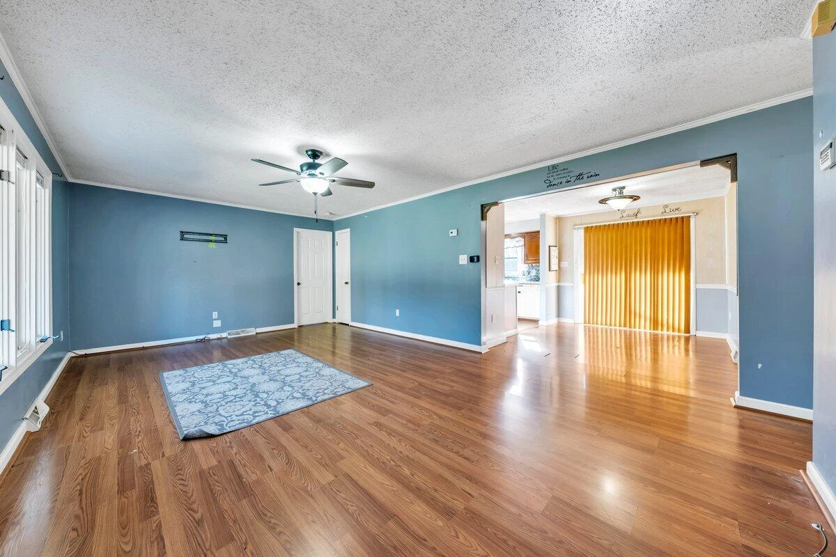 525 Lake Park DR - Photo 9