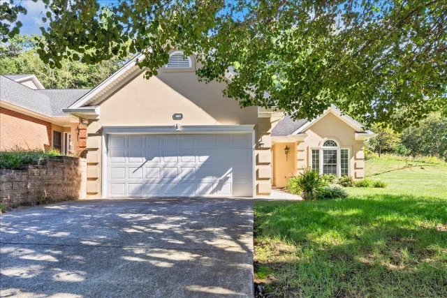 505 Deer Ridge LN