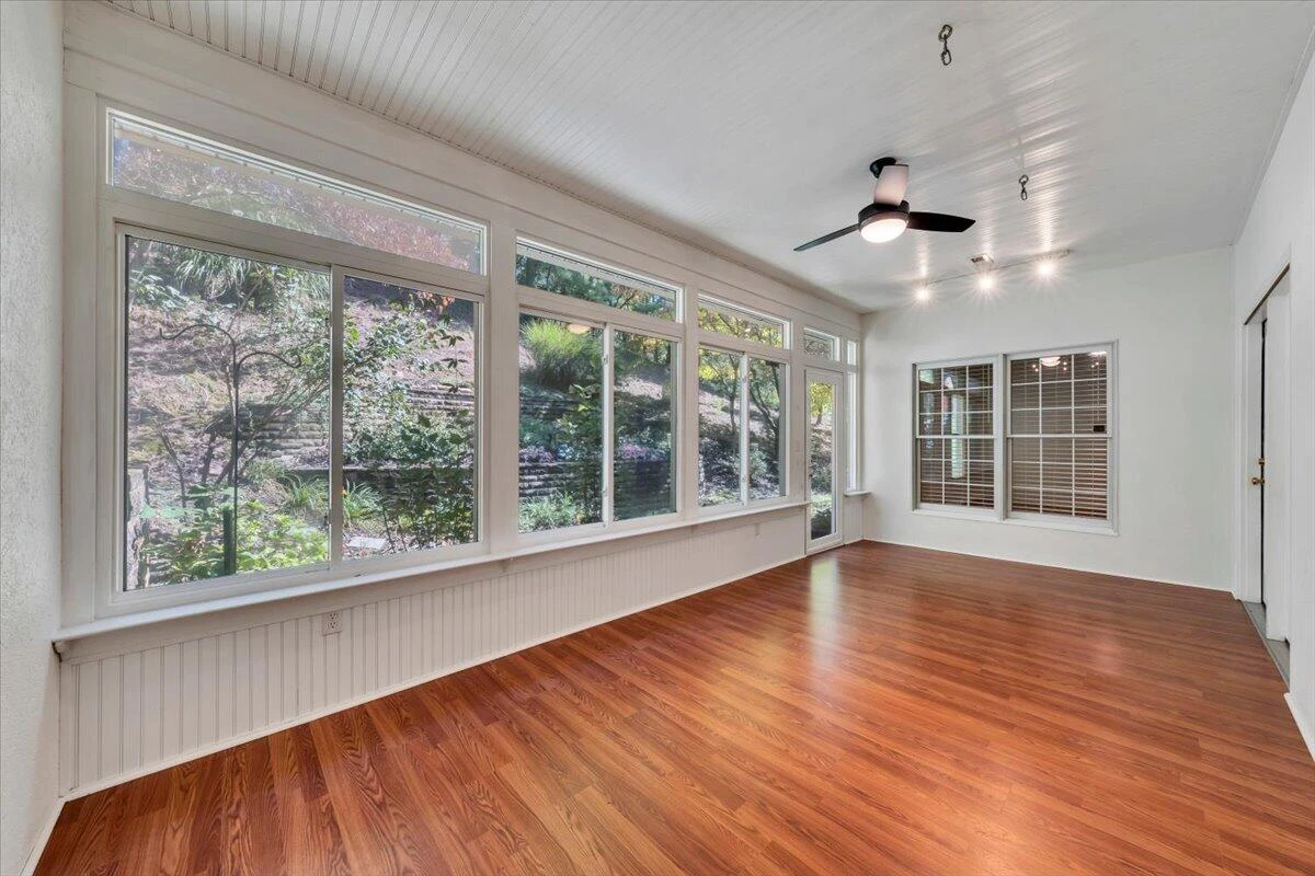 505 Deer Ridge LN - Photo 11