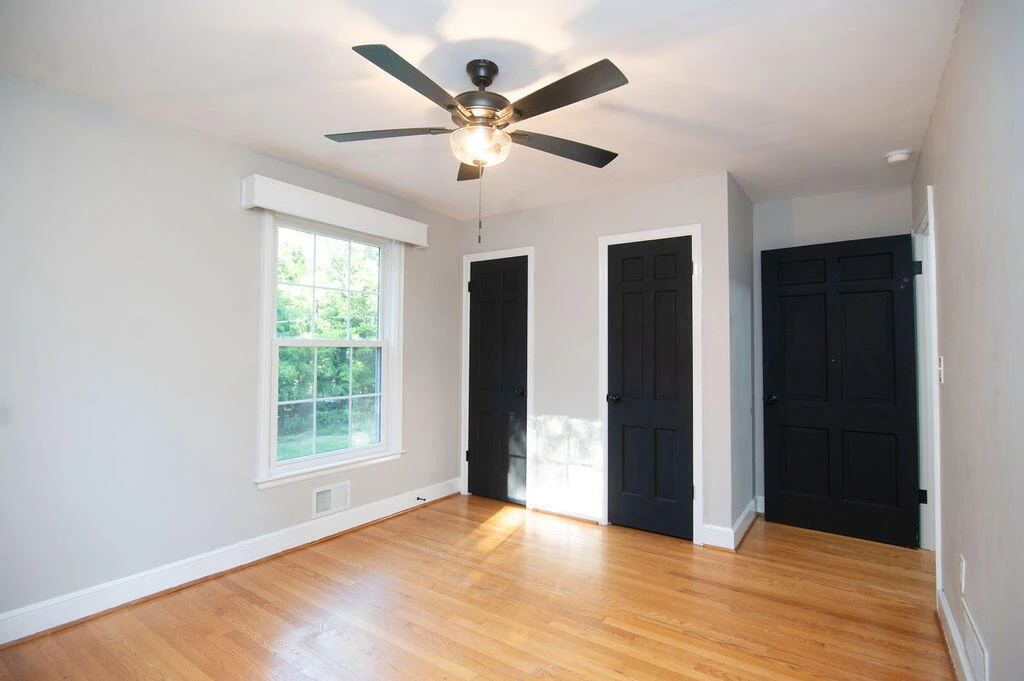 1612 Red Oak LN SW - Photo 21