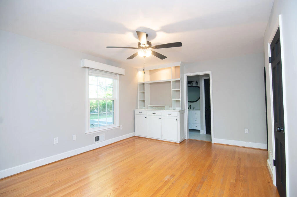 1612 Red Oak LN SW - Photo 24