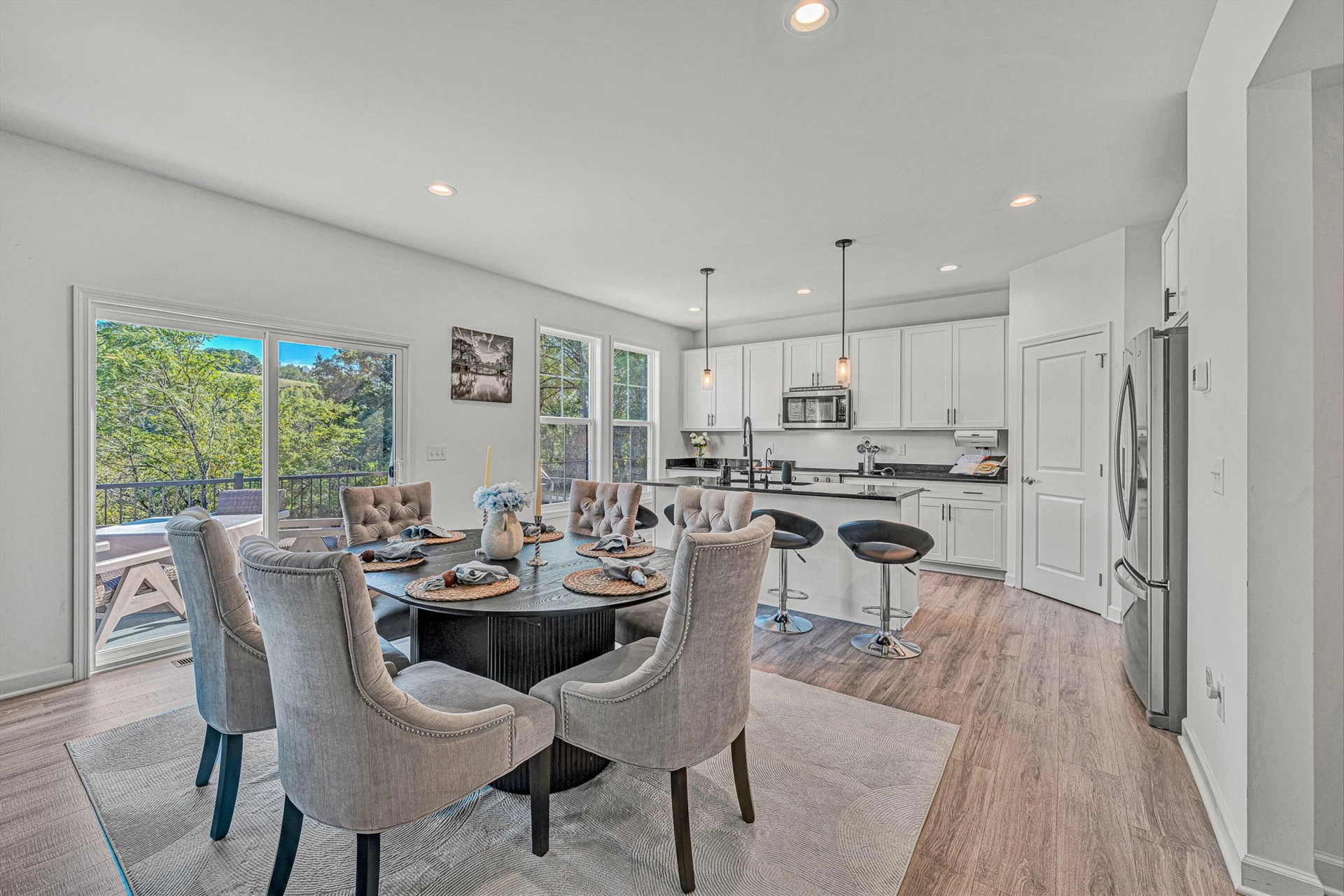 240 Georgia CT NE - Photo 11
