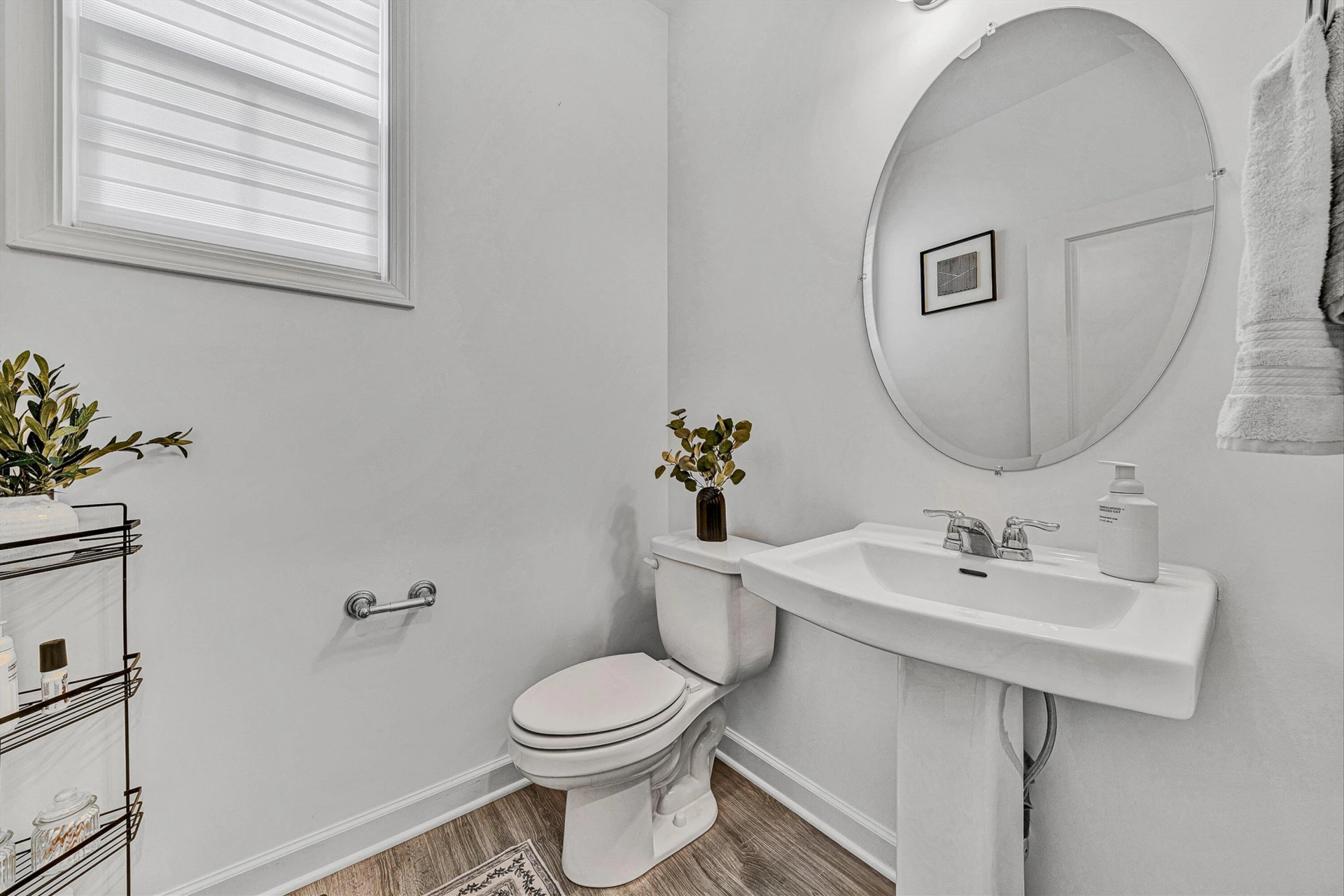 240 Georgia CT NE - Photo 18