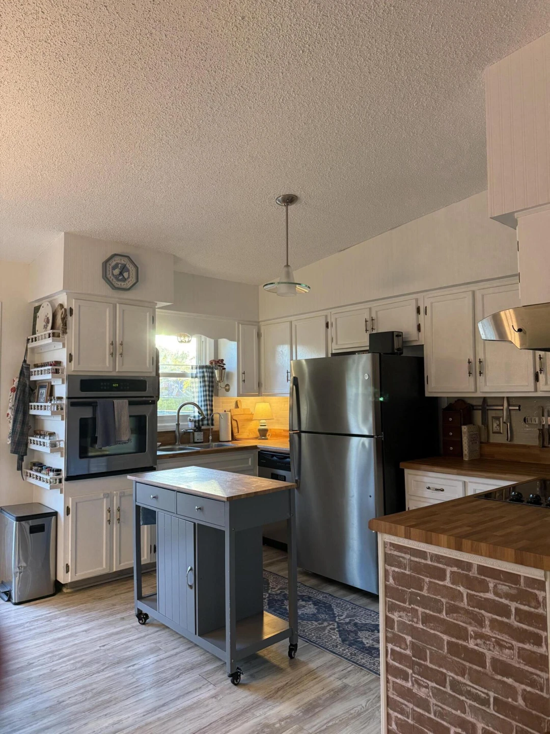 146 Spring Grove DR - Photo 2