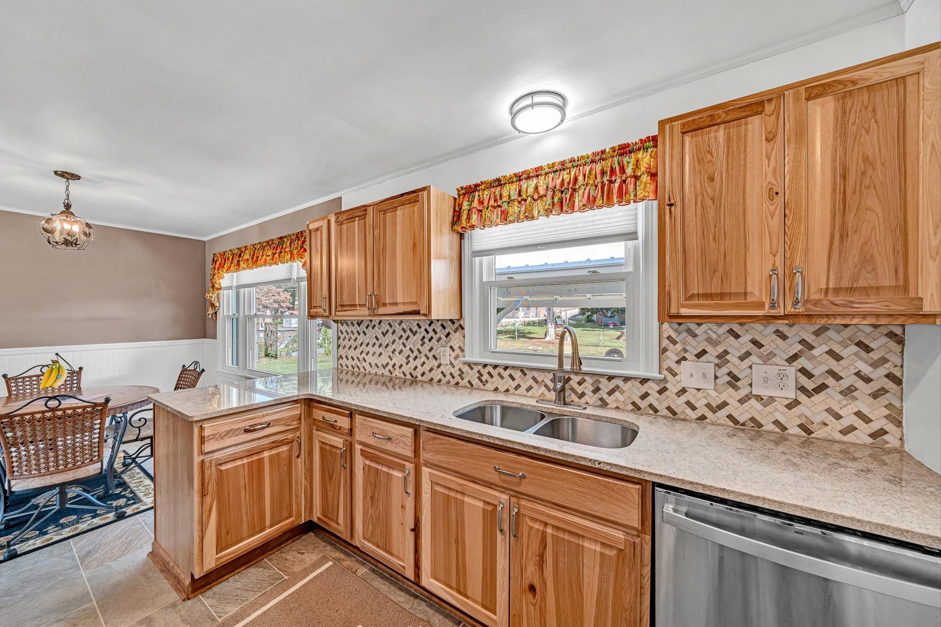 4011 Hazelridge RD NW - Photo 8