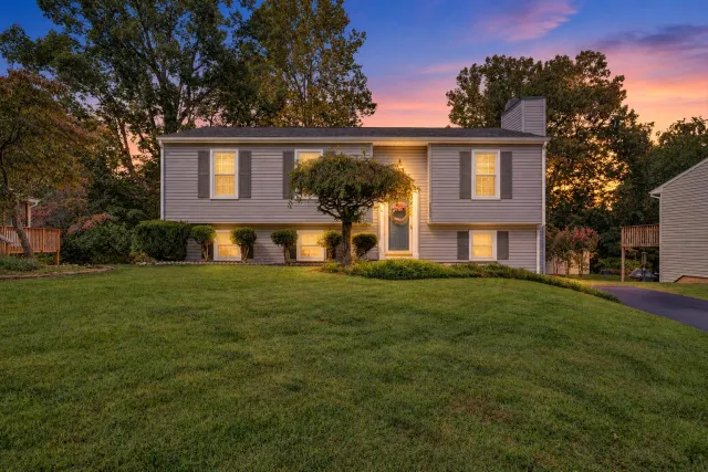 3553 Berryhill DR