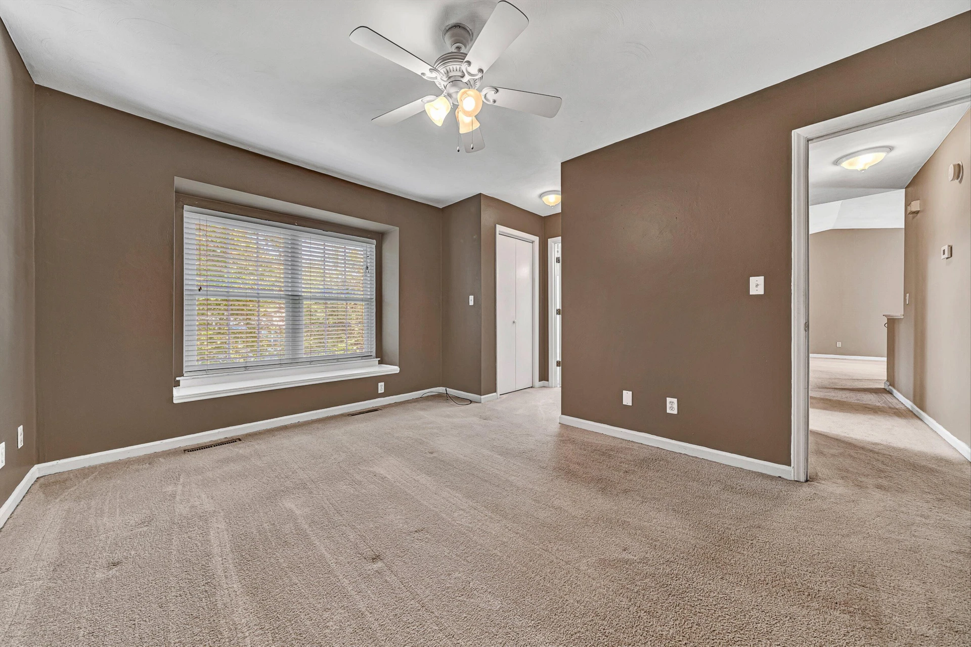 3553 Berryhill DR - Photo 22