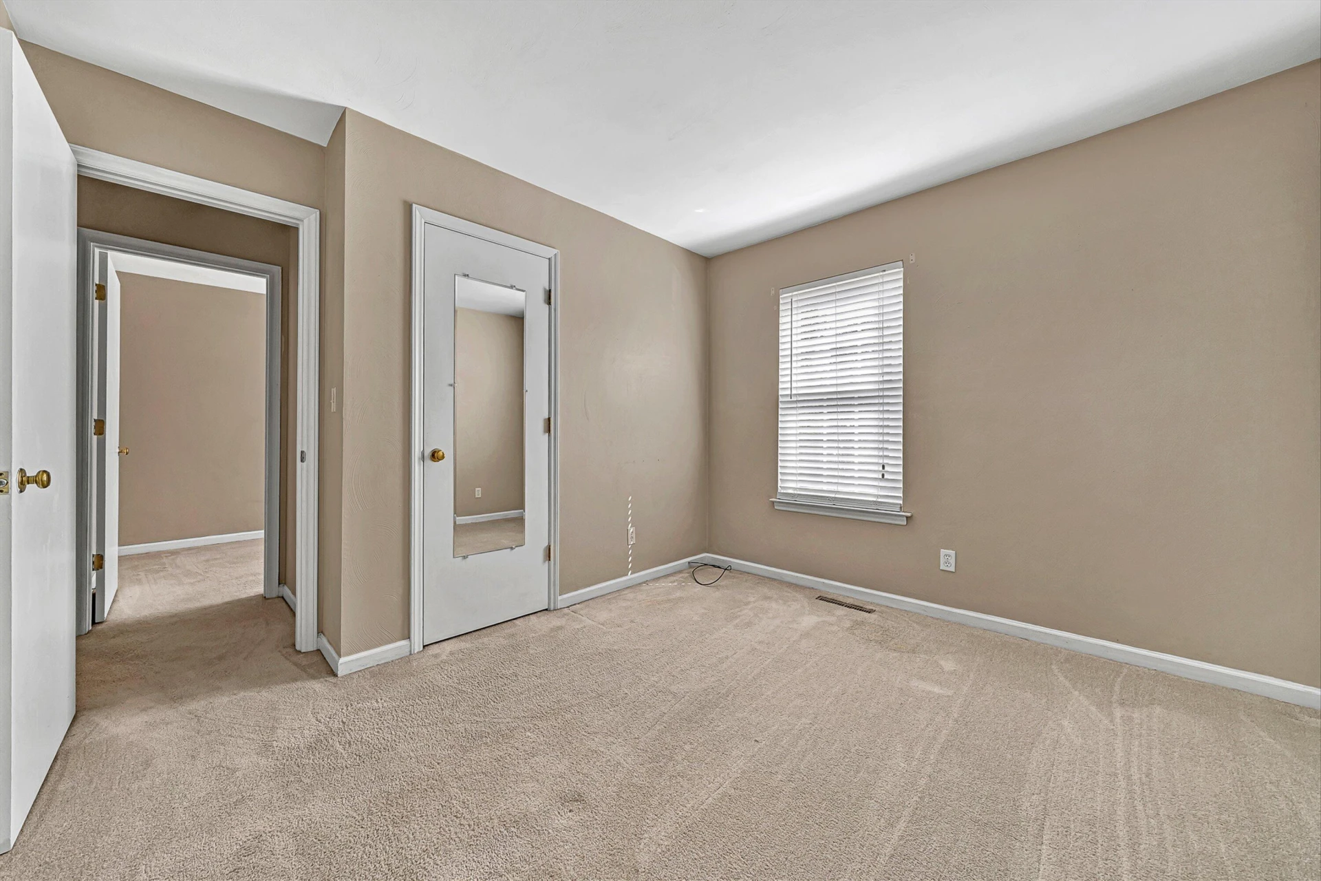 3553 Berryhill DR - Photo 24