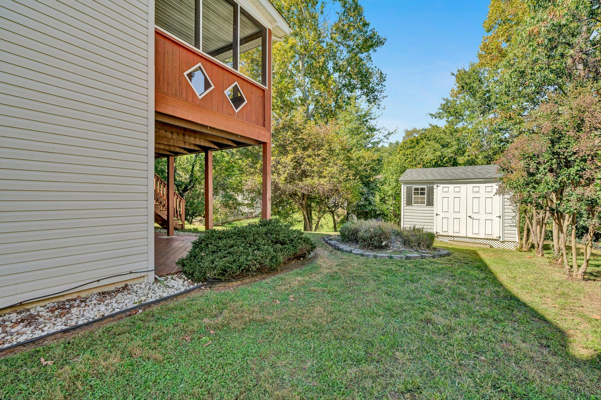 3553 Berryhill DR - Photo 41