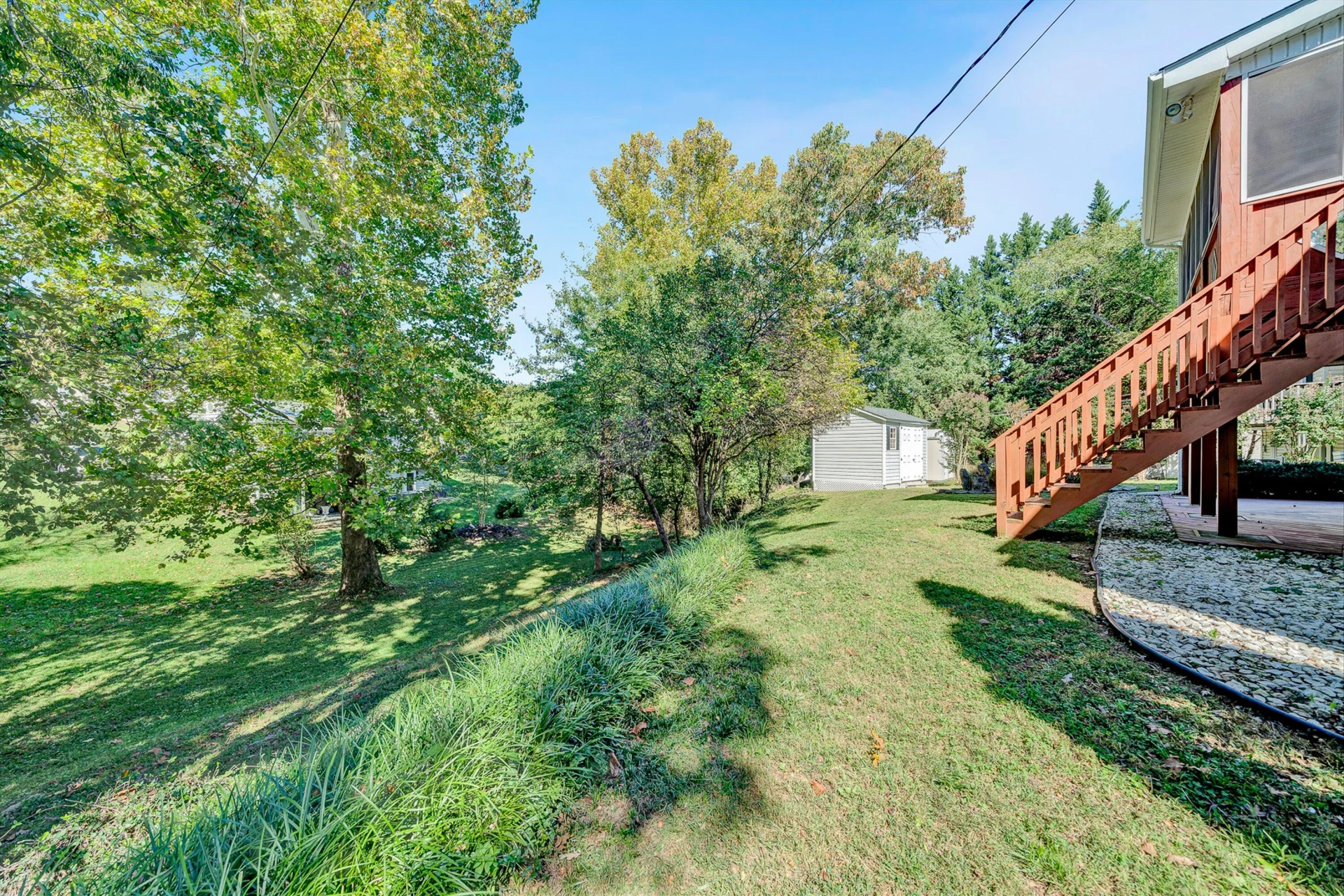 3553 Berryhill DR - Photo 45