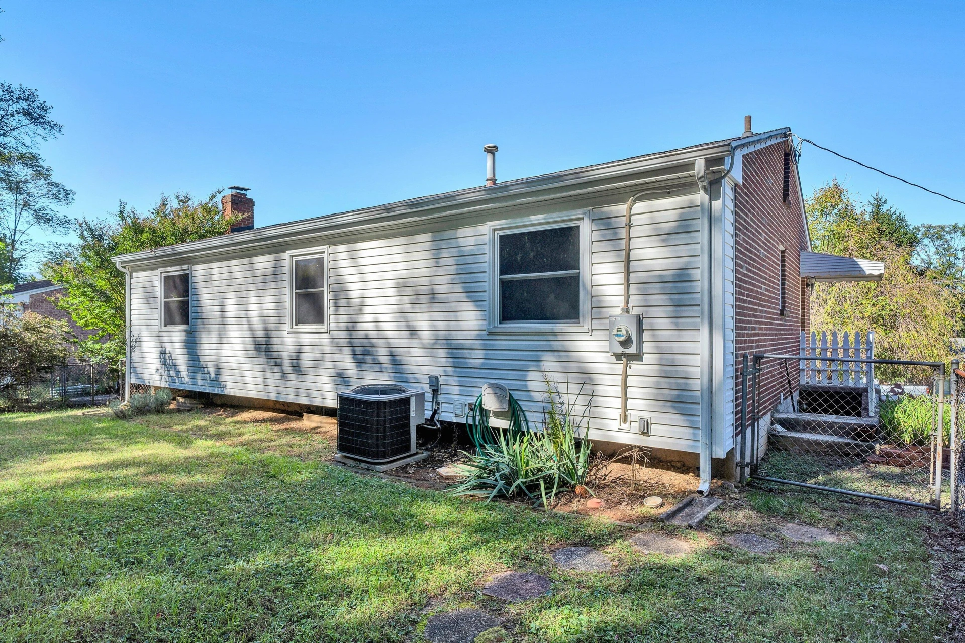 1409 Lori DR - Photo 26