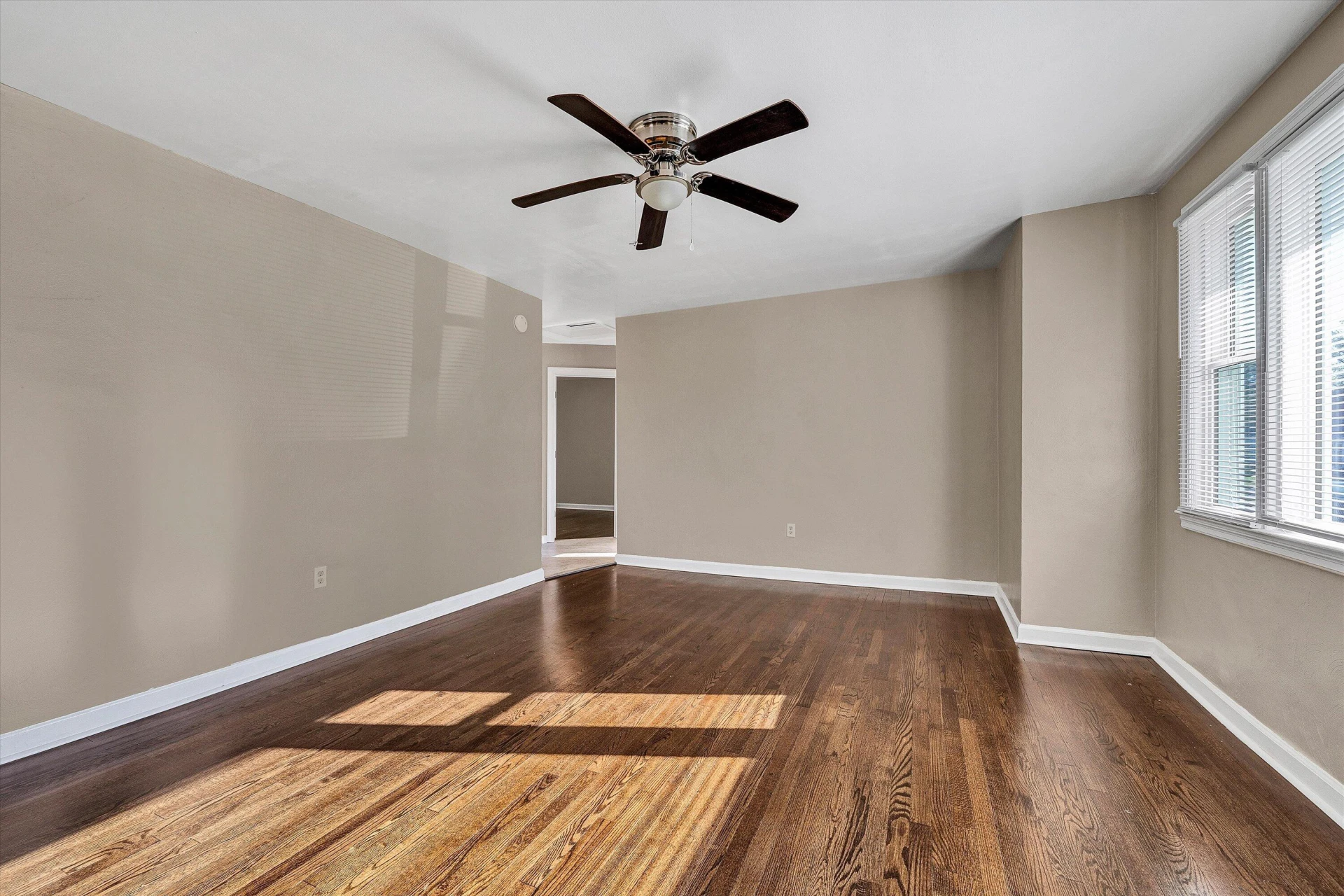 3310 Birchlawn AVE NW - Photo 8