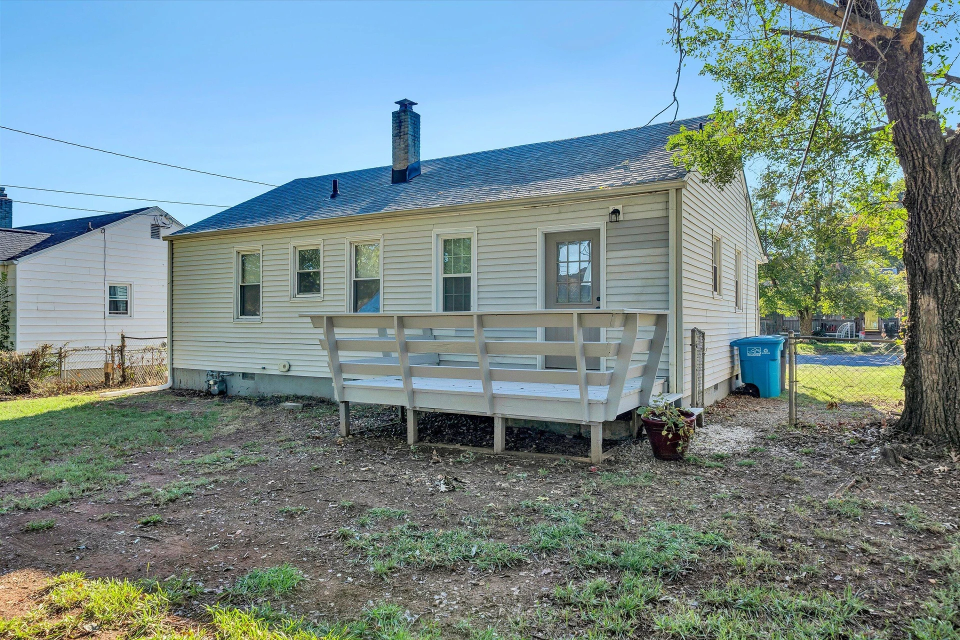 3310 Birchlawn AVE NW - Photo 19