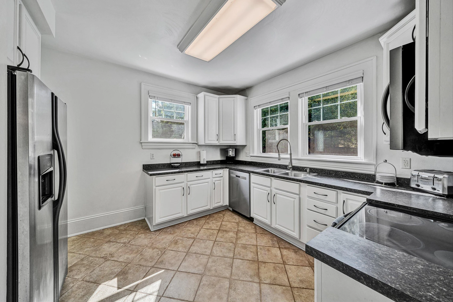 1726 Maiden LN SW - Photo 15