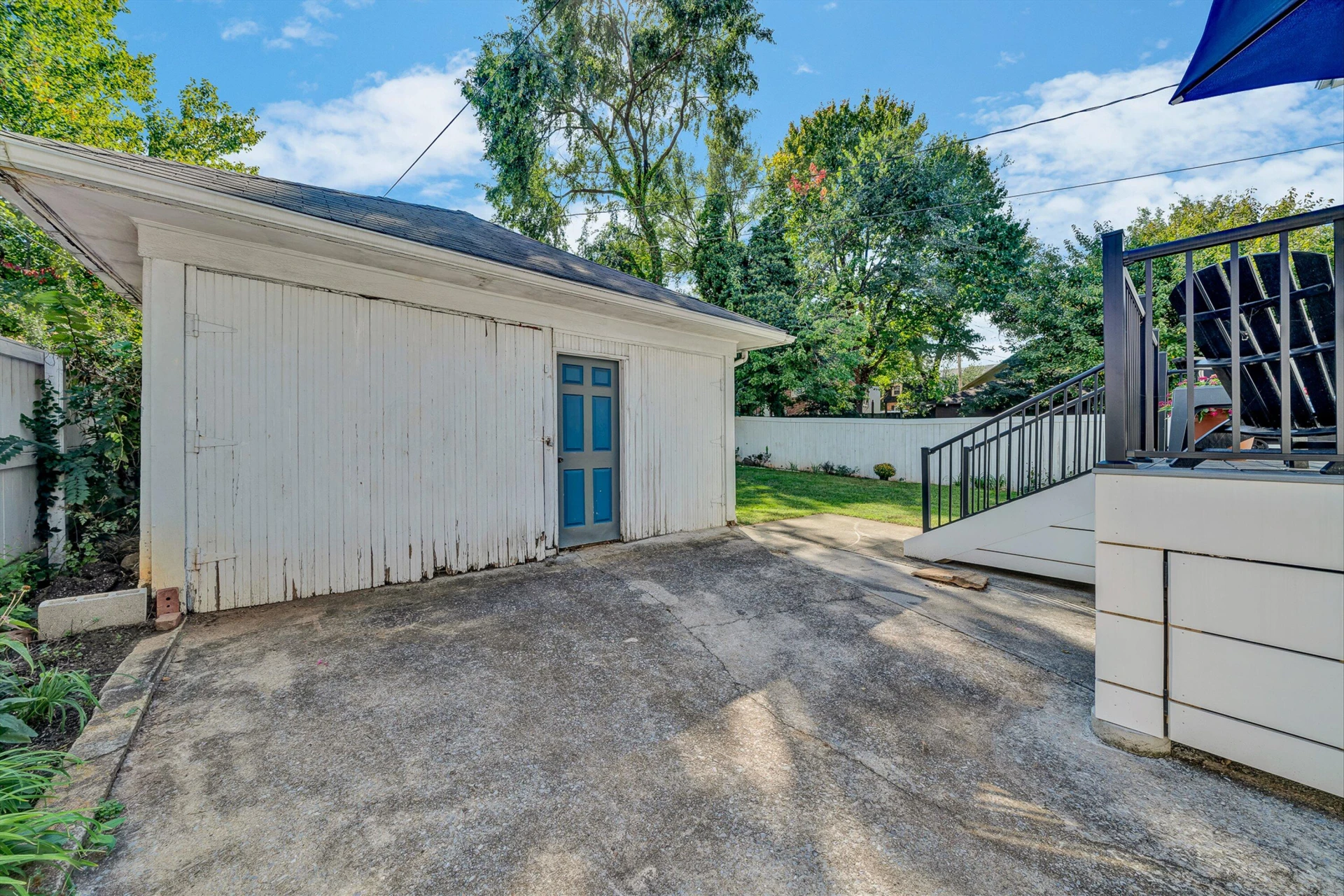 1726 Maiden LN SW - Photo 37