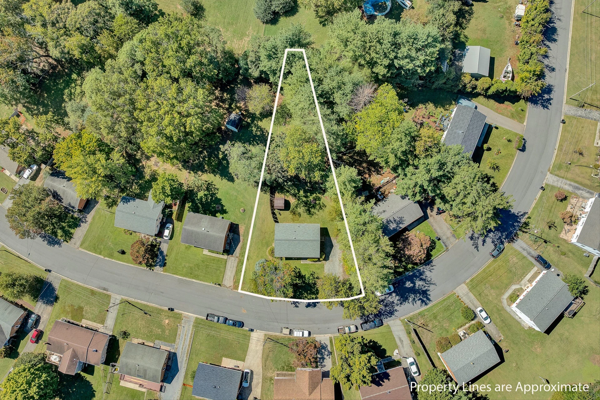 720 Kenyon RD - Photo 37