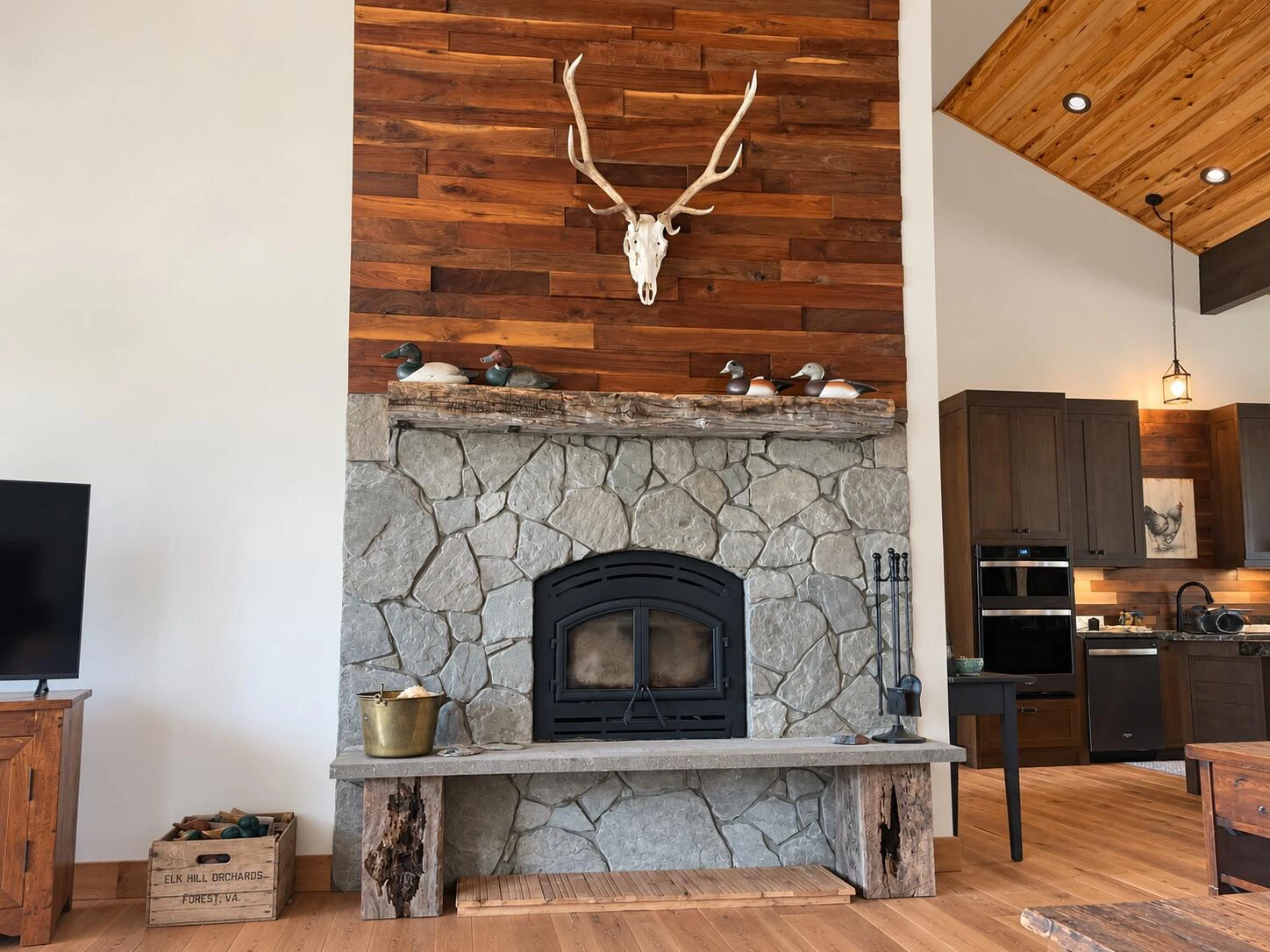 214 Saunders Point RD - Photo 6