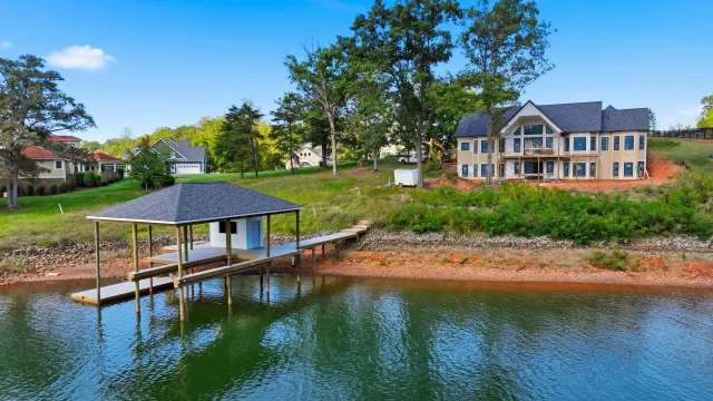 255 Veranda Bay DR