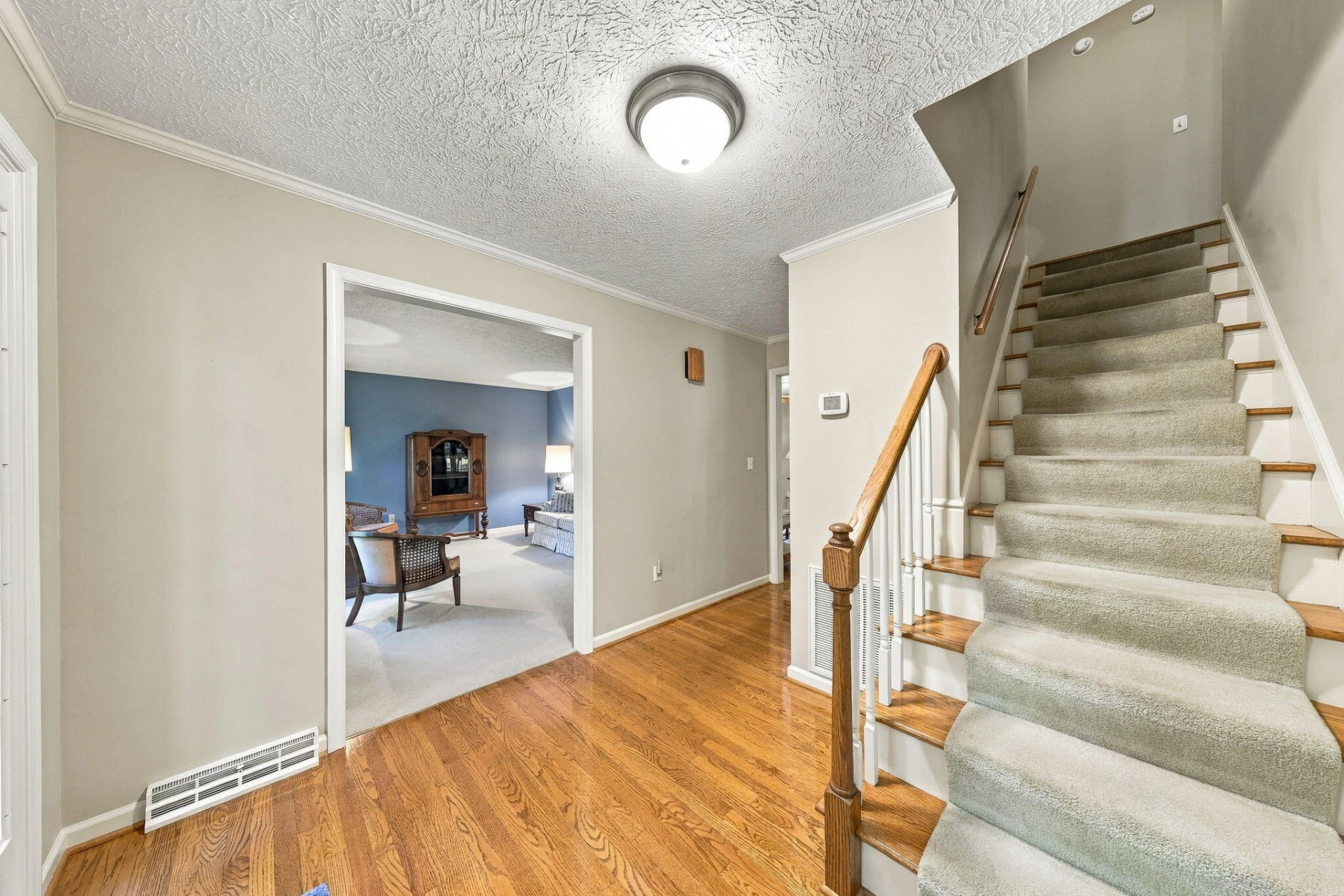 105 Stirling CT - Photo 4