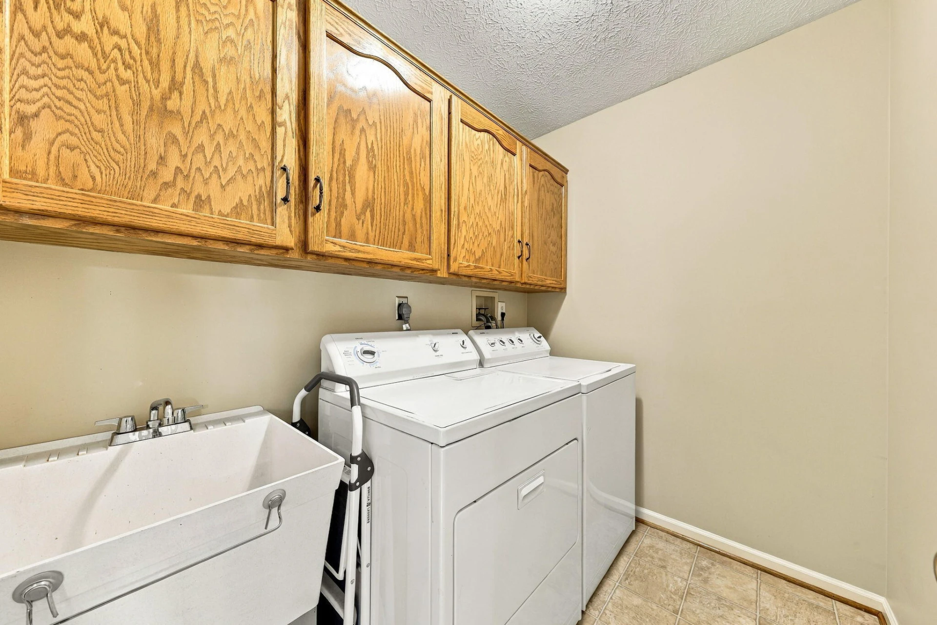 105 Stirling CT - Photo 18