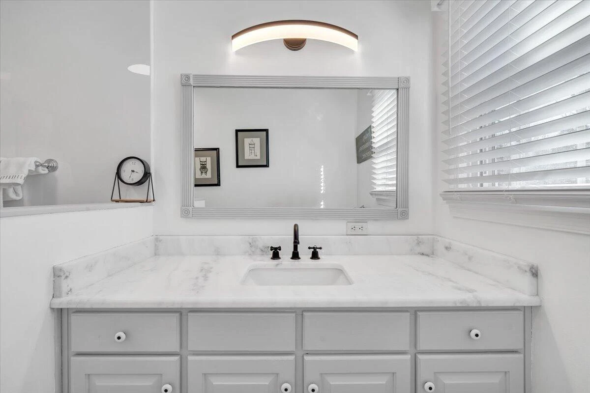 2831 Westclub DR - Photo 34