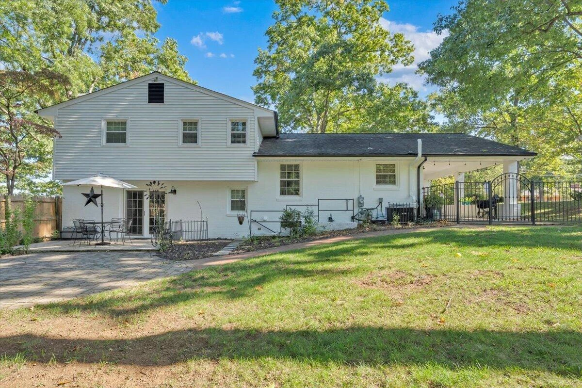 2831 Westclub DR - Photo 51