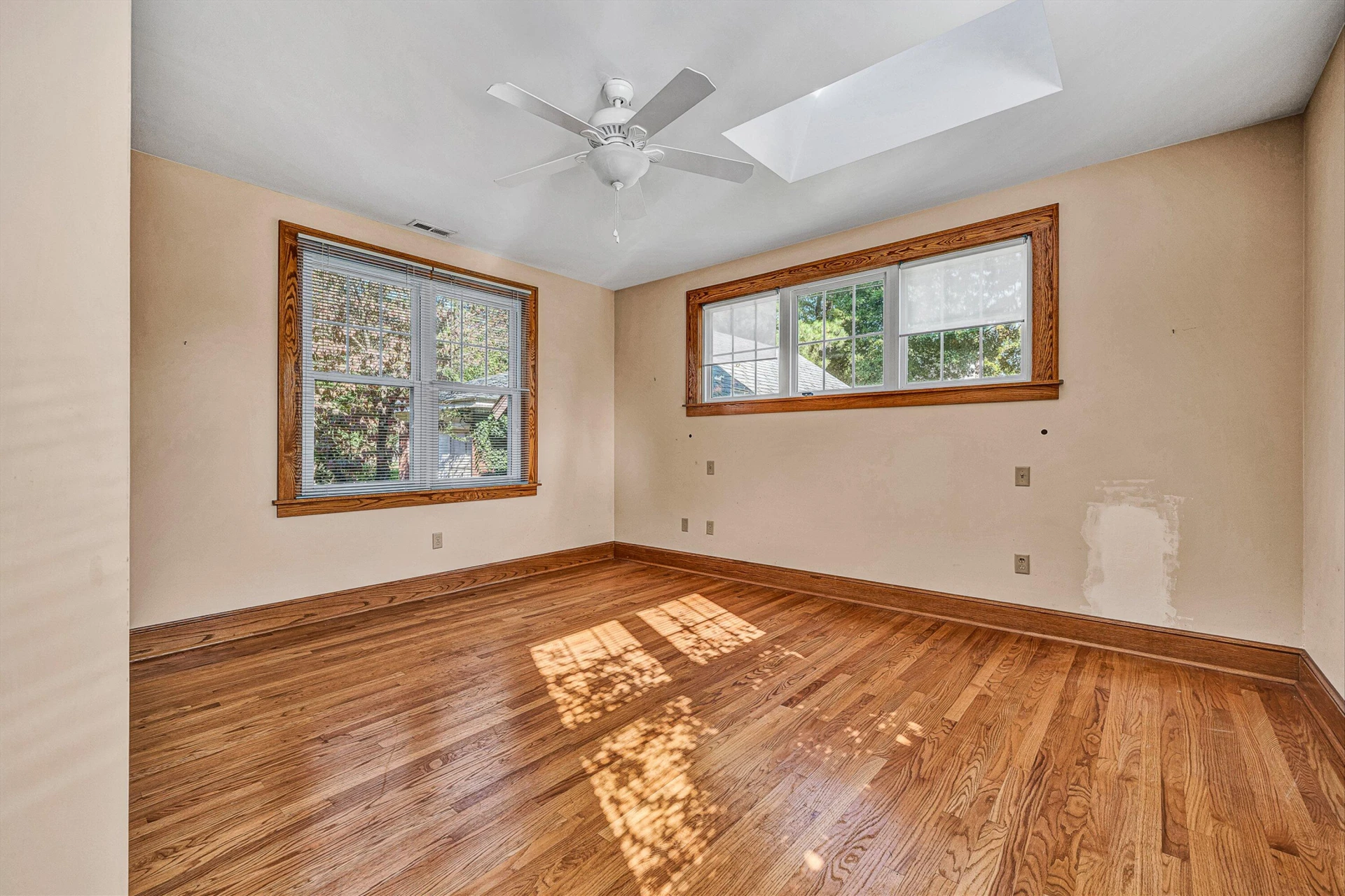 2315 Maiden LN SW - Photo 24