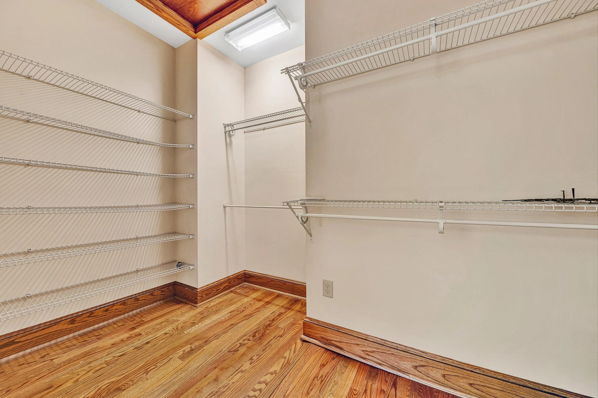 2315 Maiden LN SW - Photo 26
